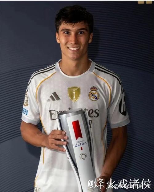 【早报】龙哥要发力了!皇马近3场首胜距榜首4分! 【早报】龙哥要发力了!皇马近3场首胜距榜首4分!