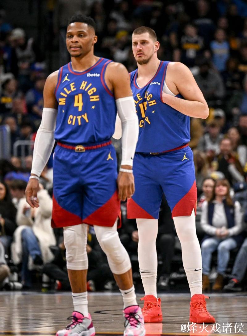 约基奇三双29+18+16 威少贡献22分 掘金加时险胜篮网